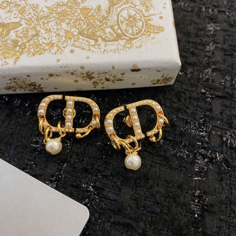 chr1st1an D10r earrings